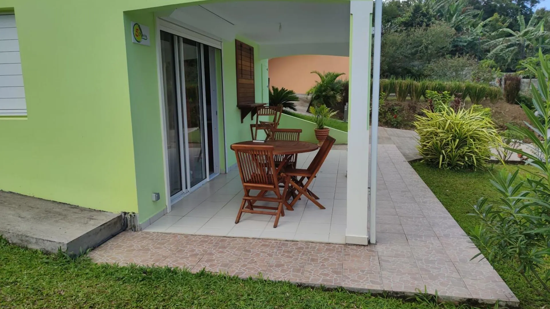 Gite Zozio Kreyol Pointe-Noire Holiday home