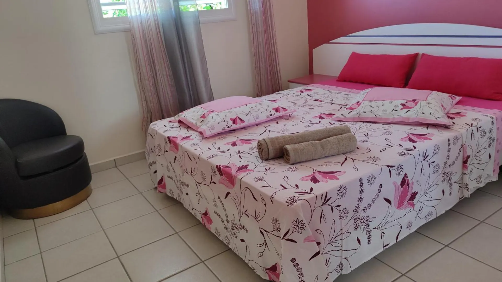 Gite Zozio Kreyol Pointe-Noire 0*,